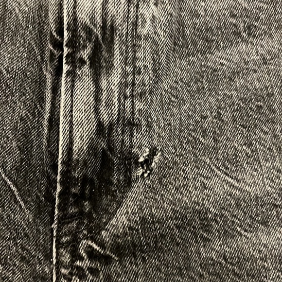 American Eagle Faded Black 90s Boyfriend Distressed Jeans Size 6 - Picture 4 of 6